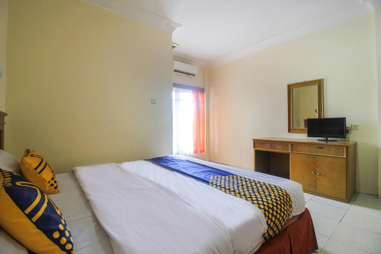 SPOT ON 2809 Hotel Yasmin Siak Sri Indrapura Dış mekan fotoğraf