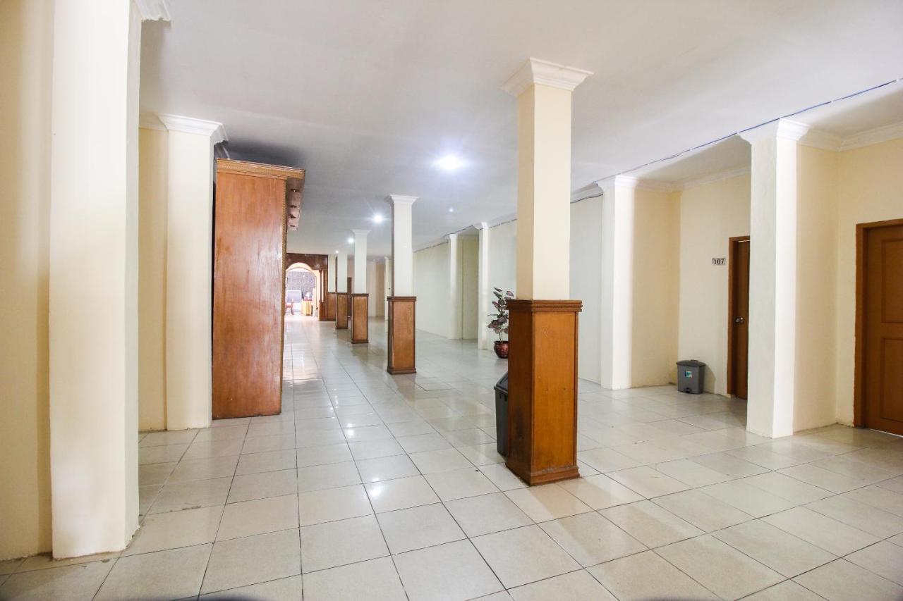 SPOT ON 2809 Hotel Yasmin Siak Sri Indrapura Dış mekan fotoğraf